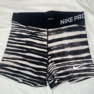 Zebra print Nike pros